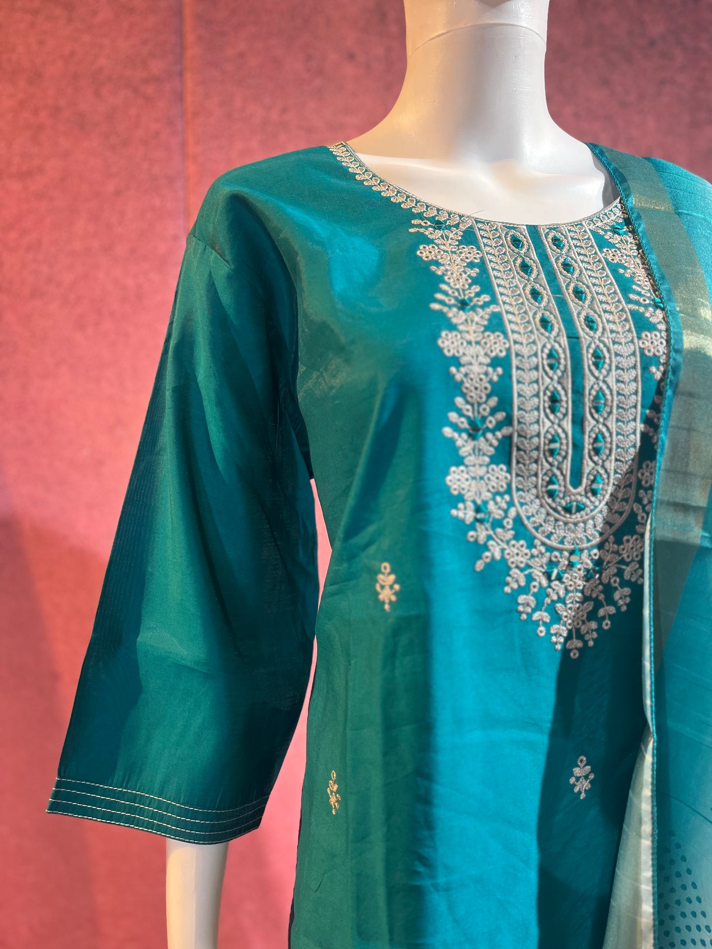 3-Piece Kurthi Set Top Bottom & Dupatta |TBS0042