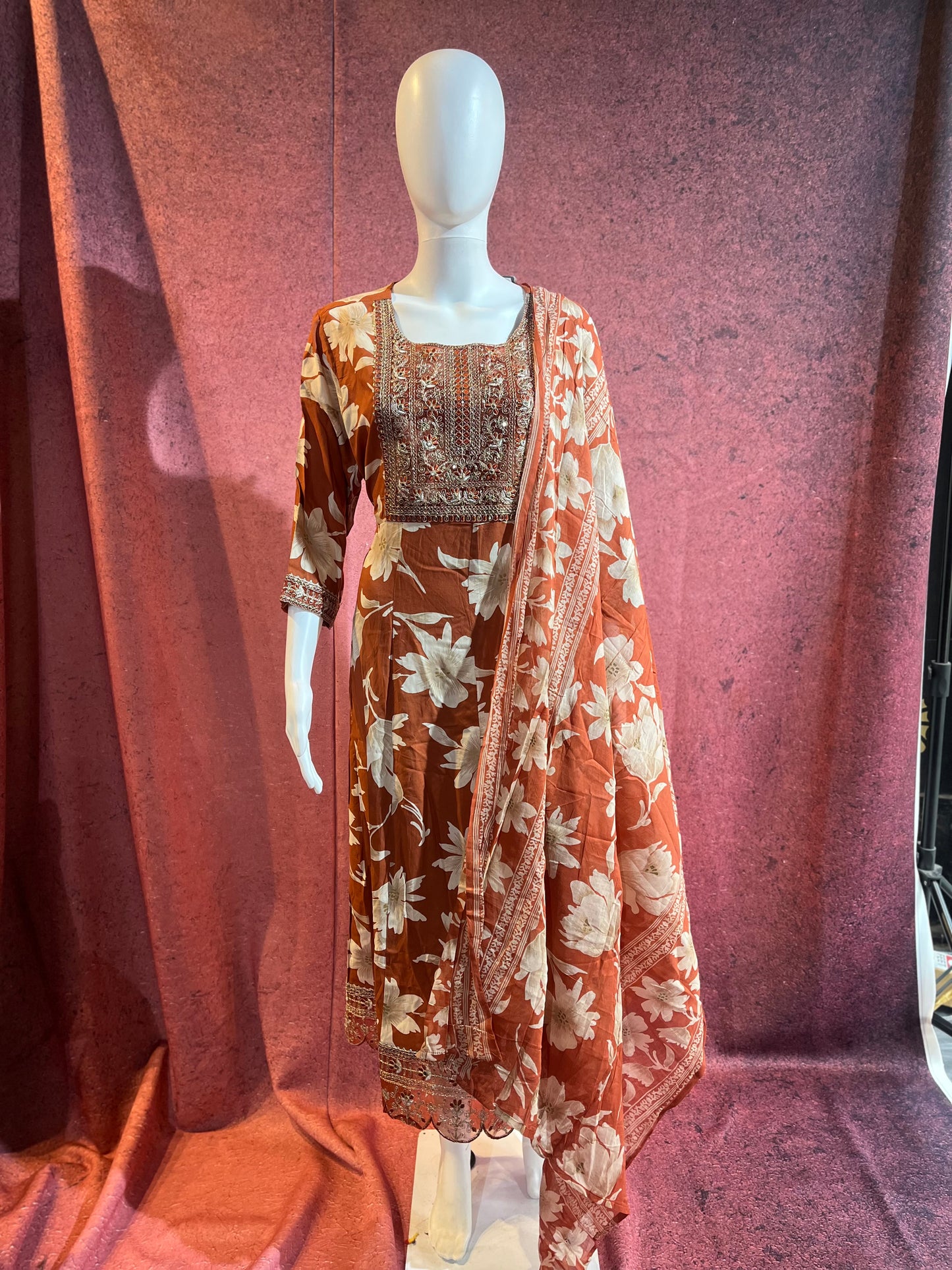 2-Piece Kurthi Set Top &amp; Shawl/Dupatta |SK0022